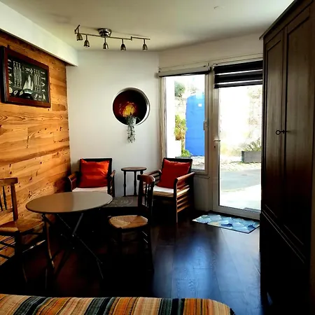 Apartman D'artiste 50m De La *